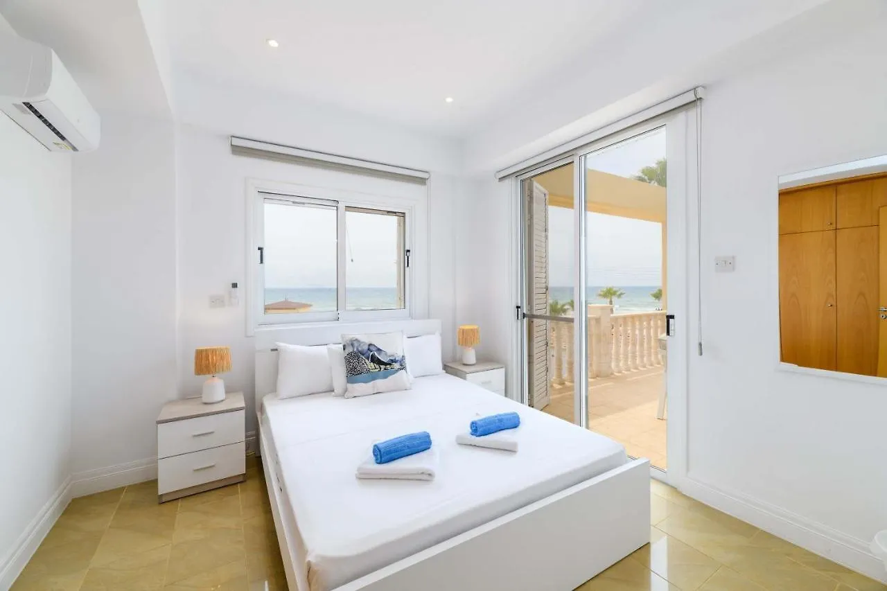 Sirens Beach House Ayia Napa Cipro
